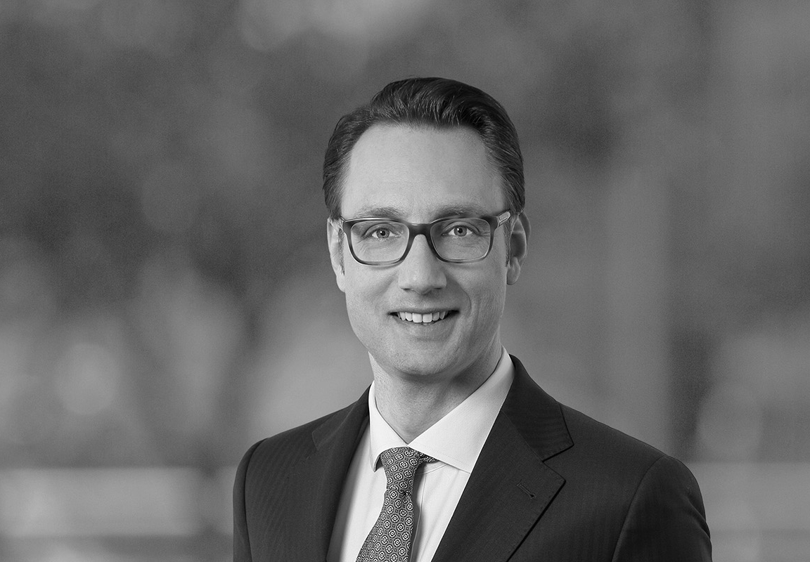 Dr. Stefan Bressler