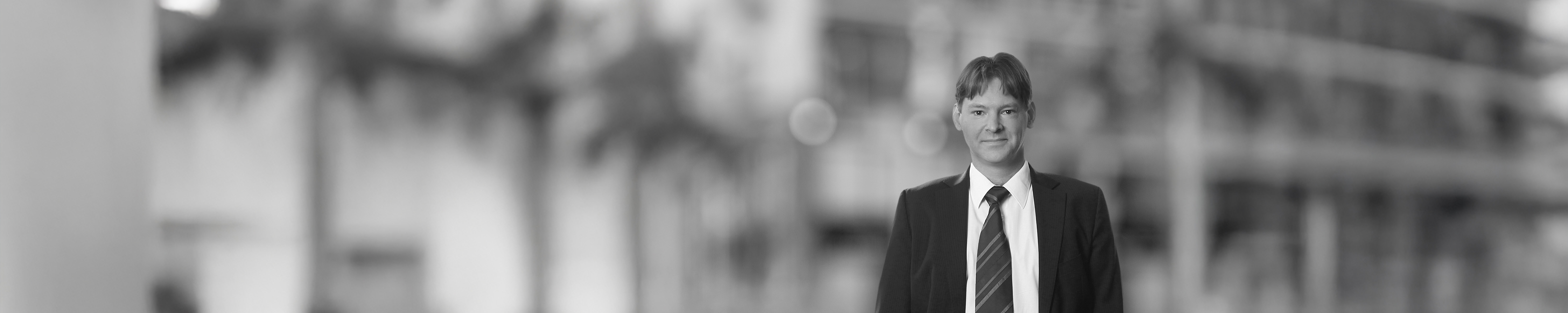 Dr. Andreas van den Eikel